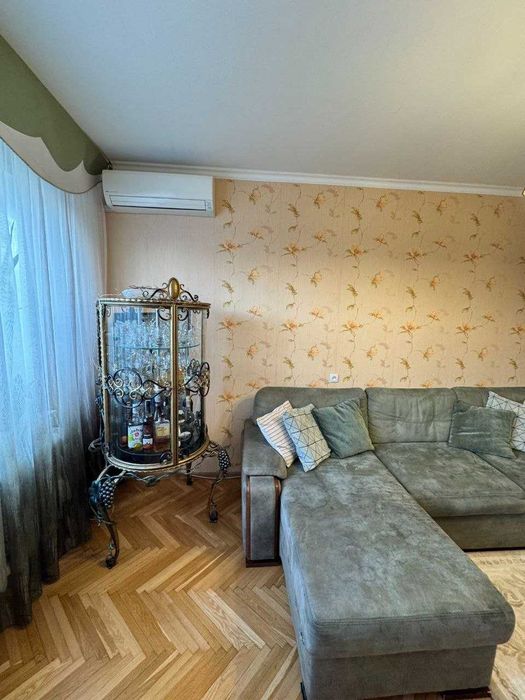 Продаж 3-кімнатної квартири