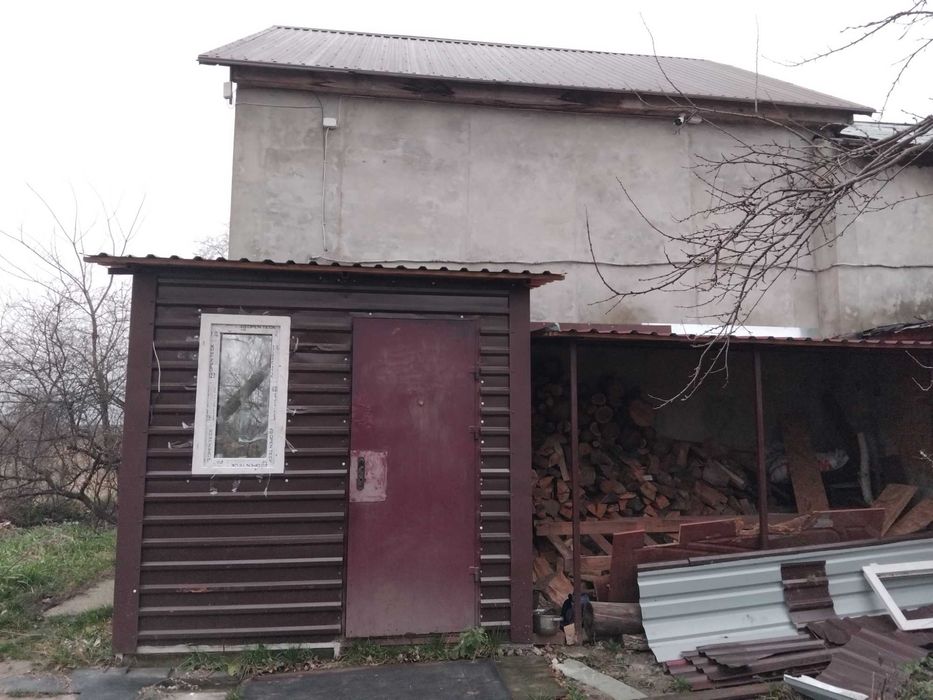 Продам двухповерховий універсальный гараж.