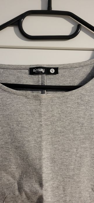 Dopasowana sukienka S Sinsay