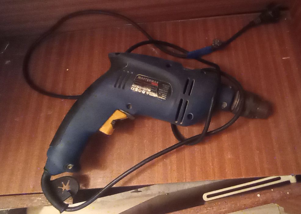 Wiertarka udarowa Mastermax 600w