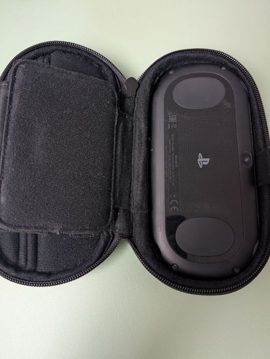 odblokowana PS Vita (Slim) PCH-2016 Wifi