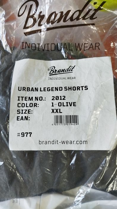 Calções bermudas de homem