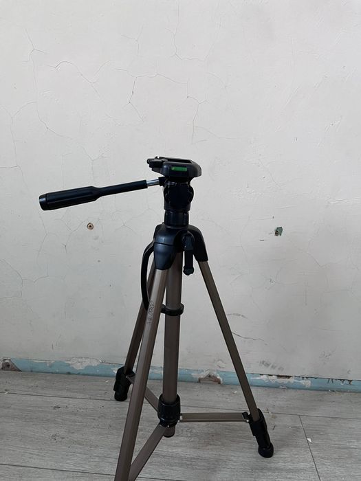 Штатив для зйомок