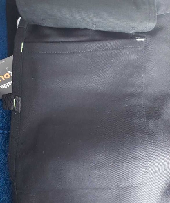 NOWE Spodnie robocze bardzo wytrzymałe.