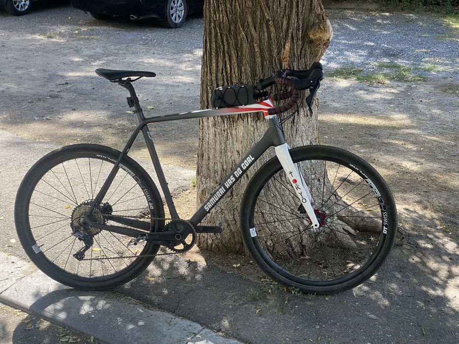 Гравійний велосипед кастомної збірки