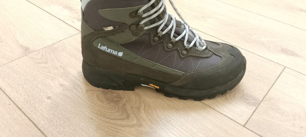 Sprzedam buty trekingowe