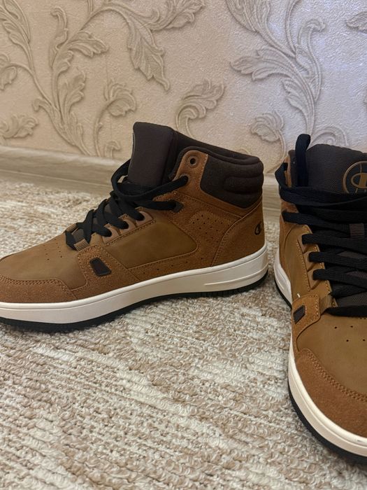 Champion Rebound Mid Winterized