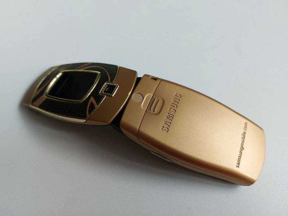 Samsung SGH-E500 - jak NOWY - komplet - UNIKAT!!!