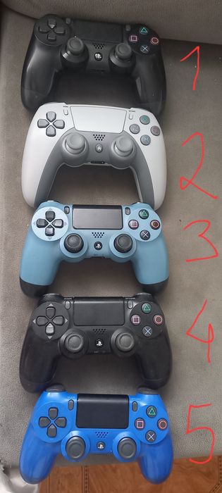 PS4 Slim 1 TB + 5 jogos + 5 comandos (ler descrição)