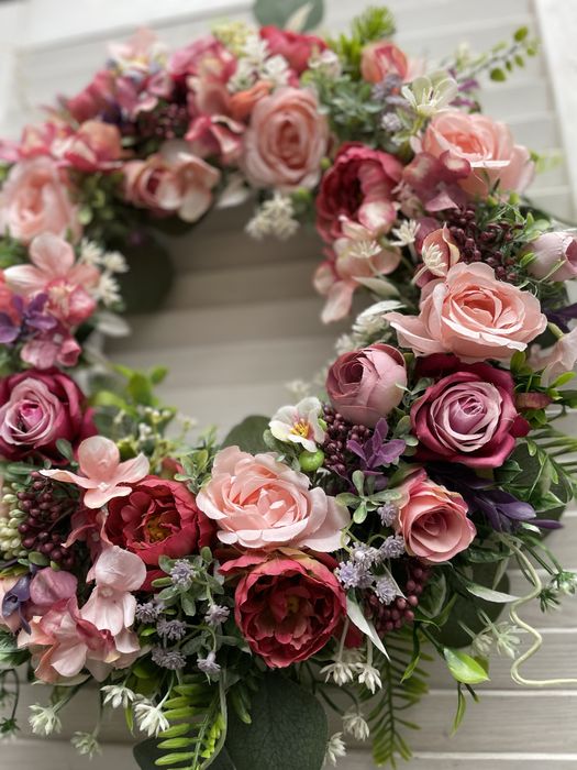 Wianek na drzwi, róż, pastelowy. FloWerka