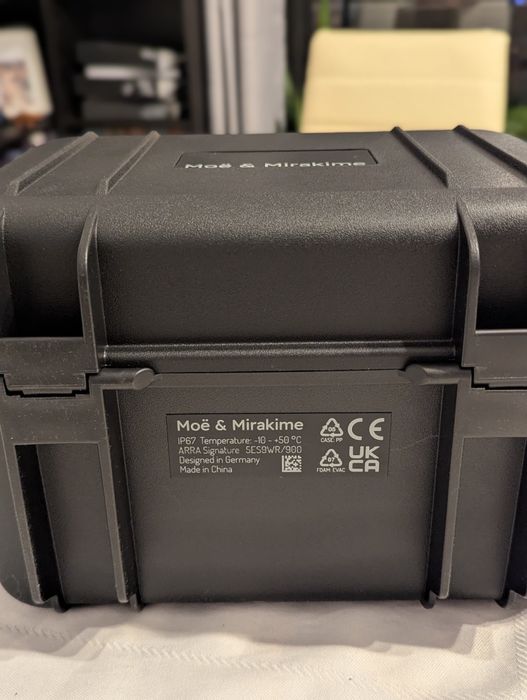 Caixa para equipamento de áudio