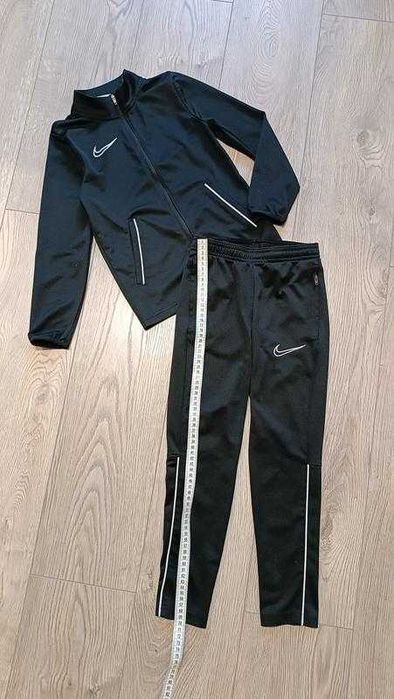 Спортивний костюм для тренування 166-122-125 nike чорний