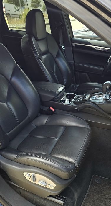 Porsche Cayenne S 3.0 V6 hybrid
