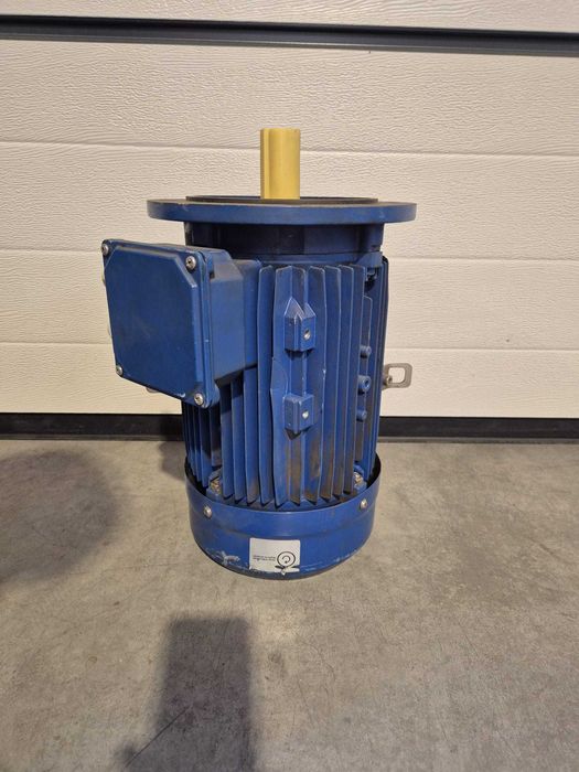 Silnik elektryczny trójfazowy pro-Motor MS112L-4