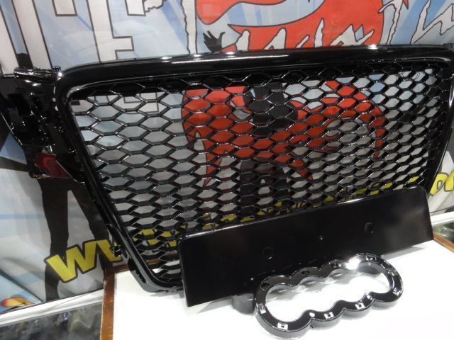 Grelha frontal AUDI A4 B8 08-11 RS4 look com suporte para símbolo em preto brilhante