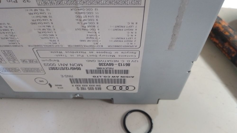 Auto radio com código Audi