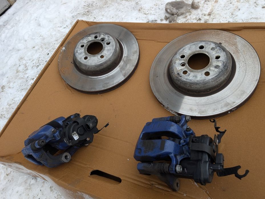 Супорта, диски задні bmw g32 640d