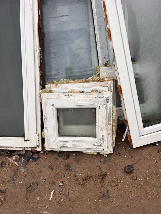 Okno jednoskrzydłowe PCV 52/45