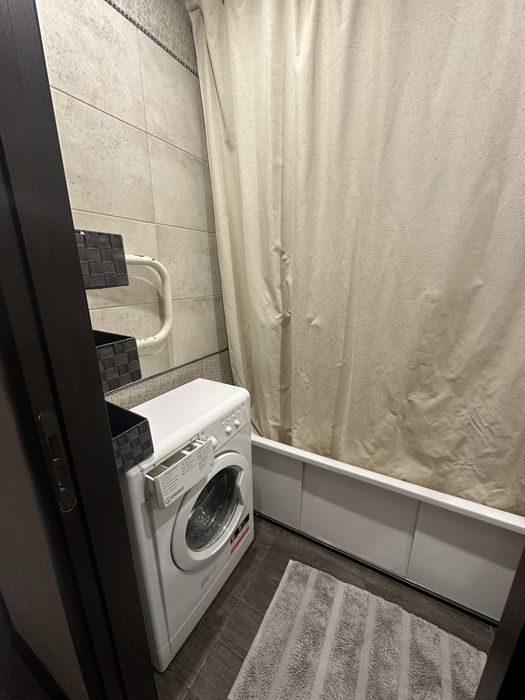 Квартира 3-х кімнатна в деснянському районі