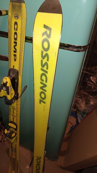 Narty zjazdowe Rossignol