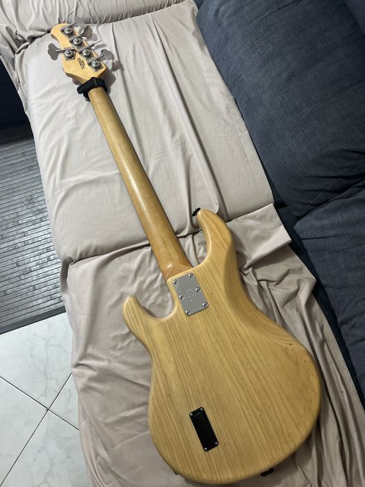 Ernie Ball Music Man StingRay 5 Nat