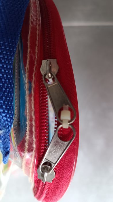 Mochila com material escolar