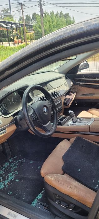 Bmw serie 7 730 d 2012