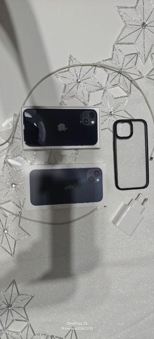 Iphone 13  stan bardzo dobry
