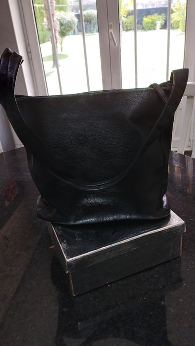 Bolsa em pele genuína