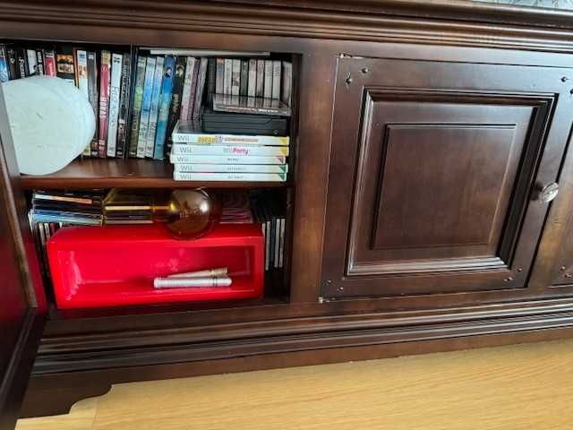 Móvel de TV em cerejeira