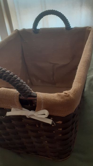 Cesto em verga forrado