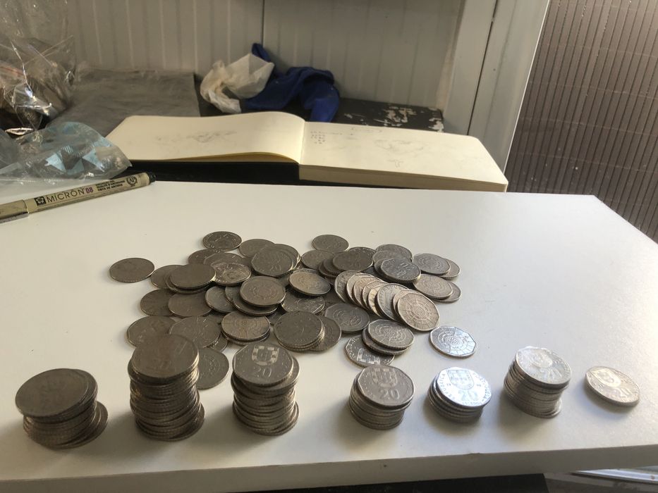 175 Moedas de 20 escudos