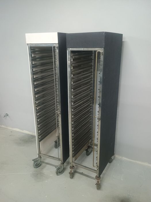 Wózek na pojemniki Gn 1/1