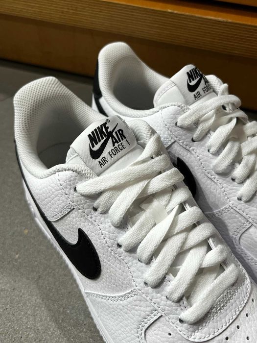 Nike Air Force 1 Low '07 White Black Pebbled Leather Rozmiar  42