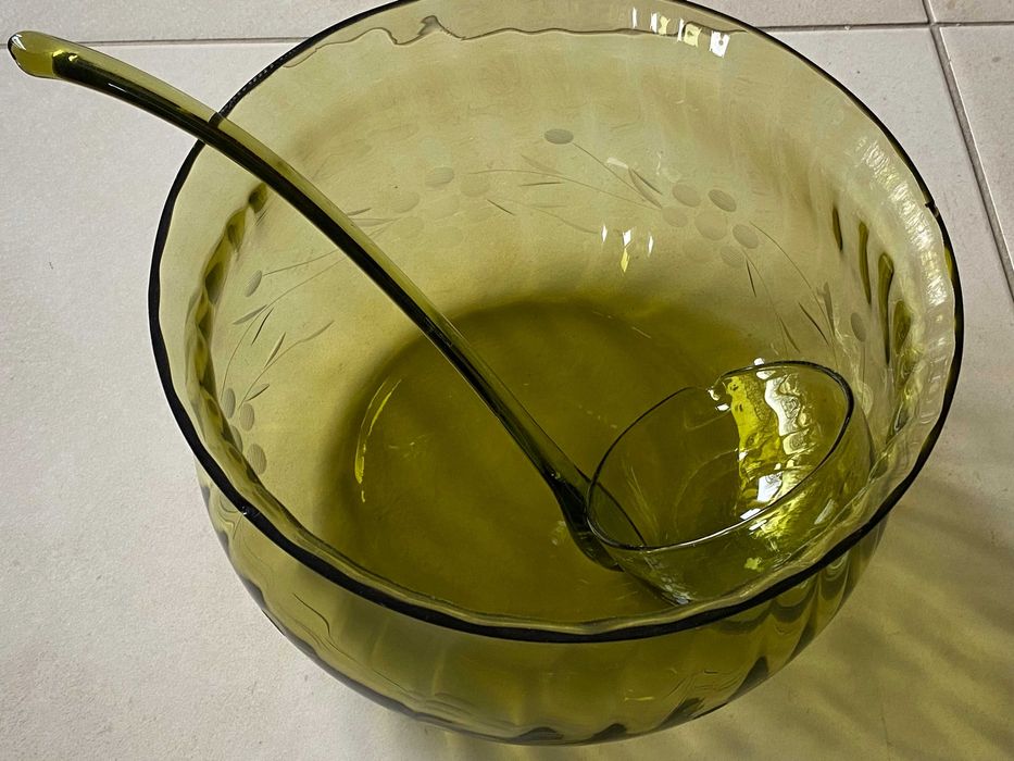 misa szklana do sałatek ponczu