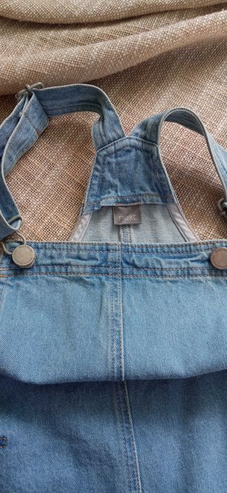 Речі на дівчинку