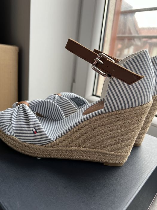 Tommy Hilfiger Espadryle Basic Niebieskie r.40