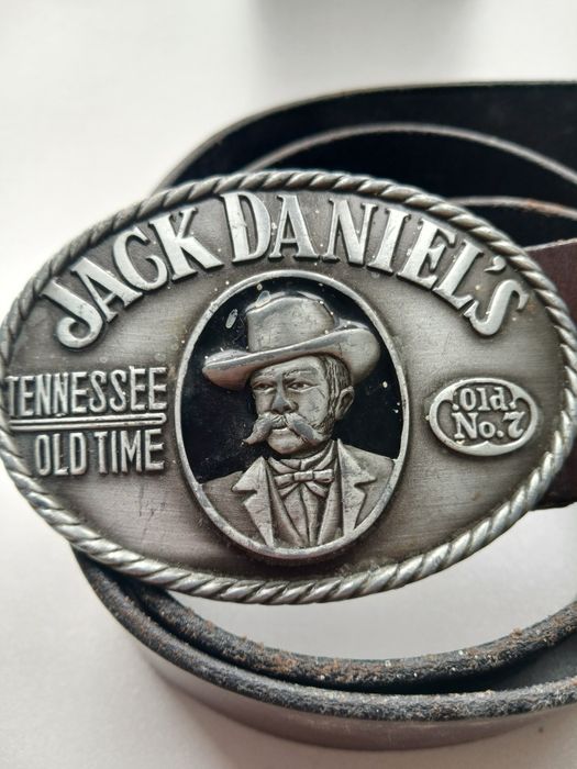 DACK DANIEL'S. Ремінь шкіряний з металевою номерною пряжкою, 105 см. Б/у