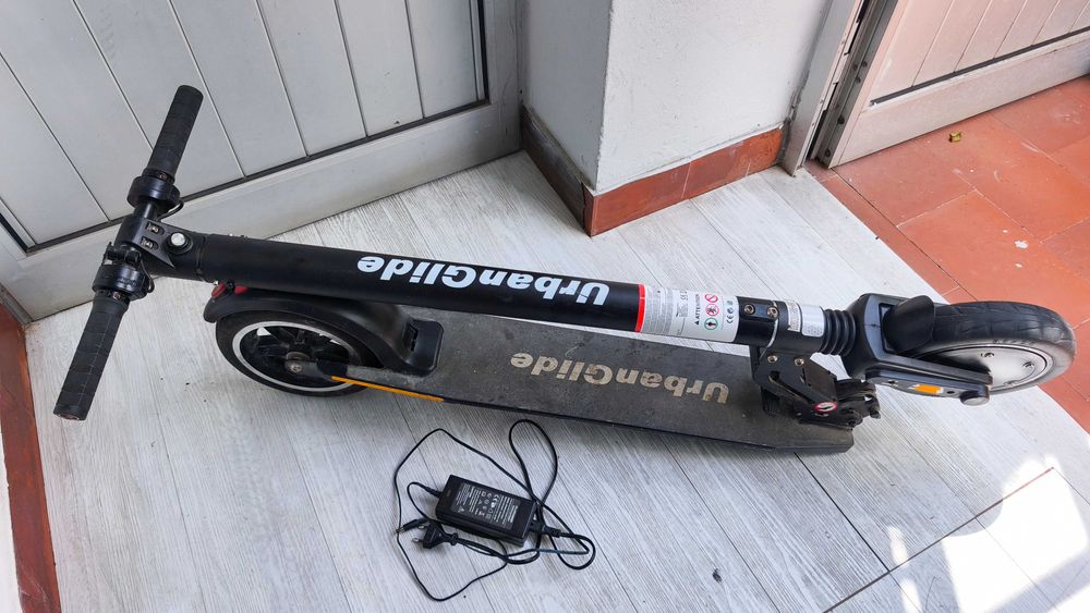 Trotinete elétrico Urbanglide 85s (350W) (da erro E9)