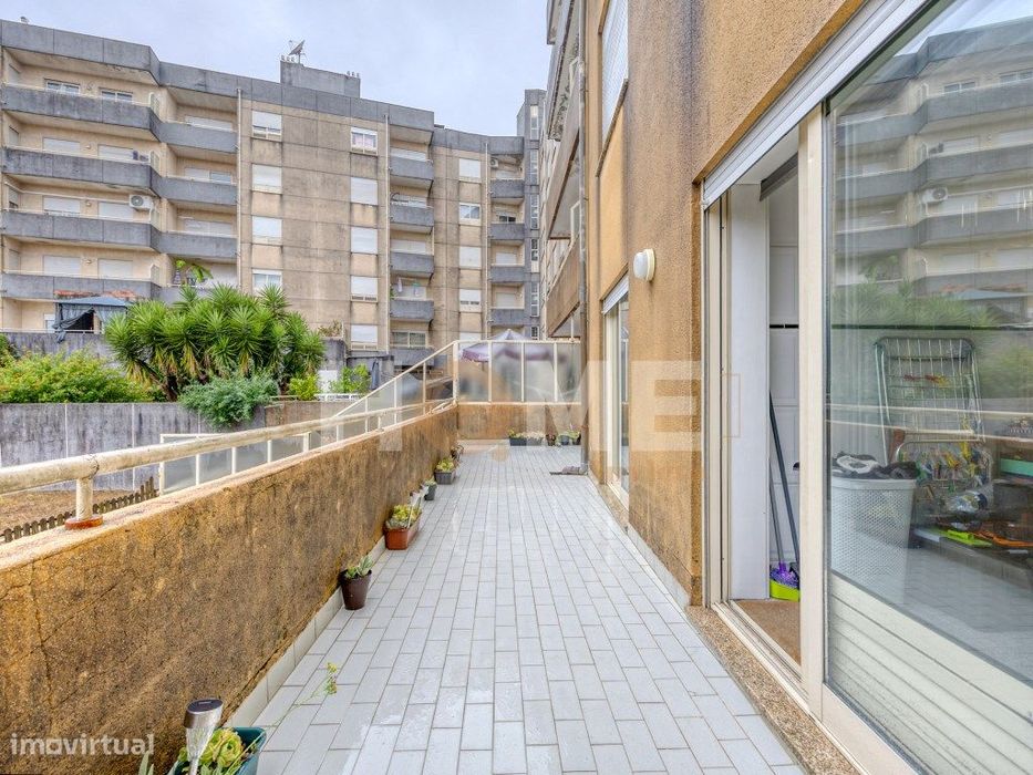 T1 com Terraço Privativo, Piscina e L Garagem | Valongo