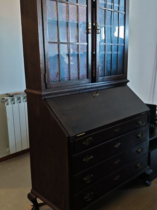 Escrivaninha antiga remodelada