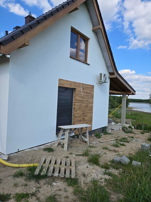 Tynki maszynowe, ocieplenie i zabudowa poddaszy.