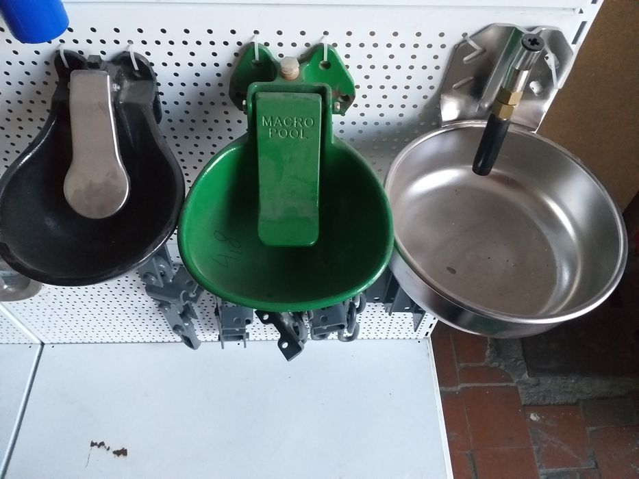 Клапан для поїлок ВРХ, корів, бичків, коней