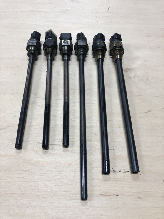 Датчик уровня масла Renault Kangoo 1.5 Megane 1.9 Espace 2.2 Trafic