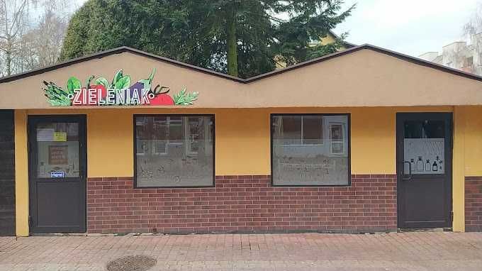 Sprzedam dwa sklepy po 40m obok siebie  z gruntem na oś Z ryneczek