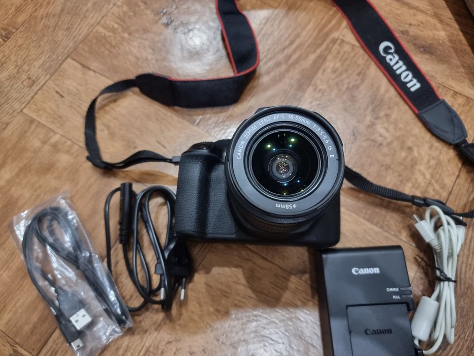 Фотоаппарат Canon EOS-1300D 18-55 IS-II Kit