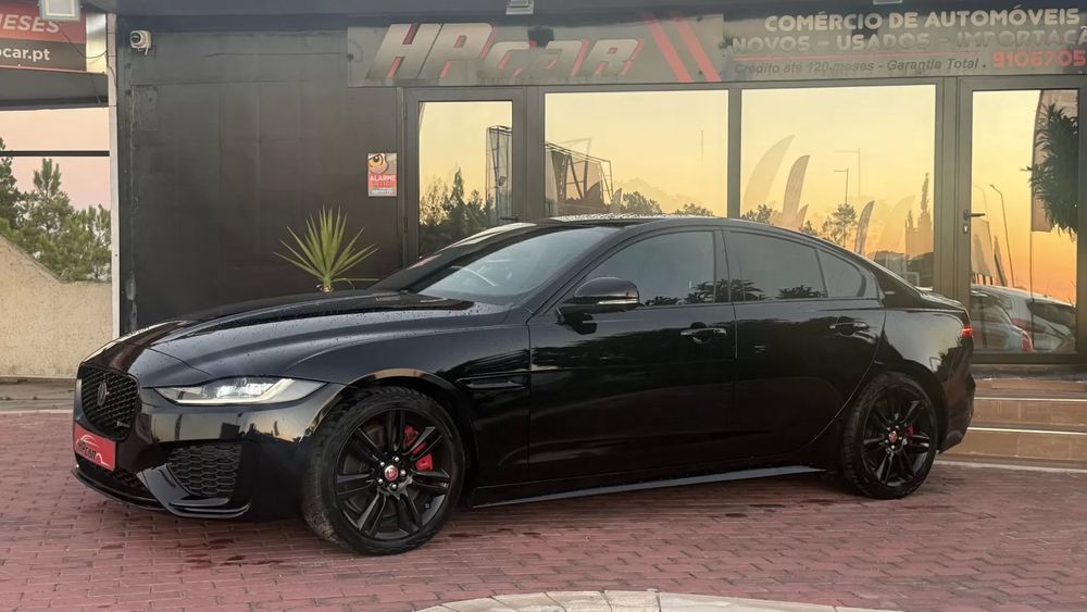 Jaguar XE 2.0 D200 R-Dynamic S