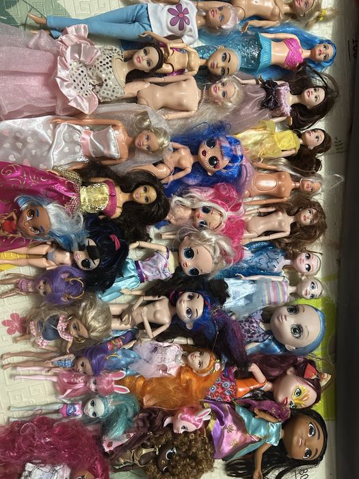 Куколки,бутилочки,одяг