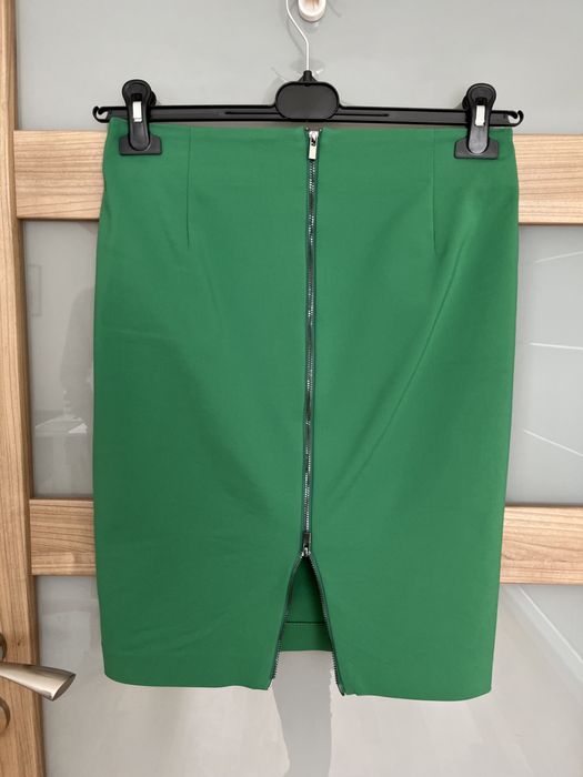 Reserved dopasowana spódnica ołówkowa zielona 36