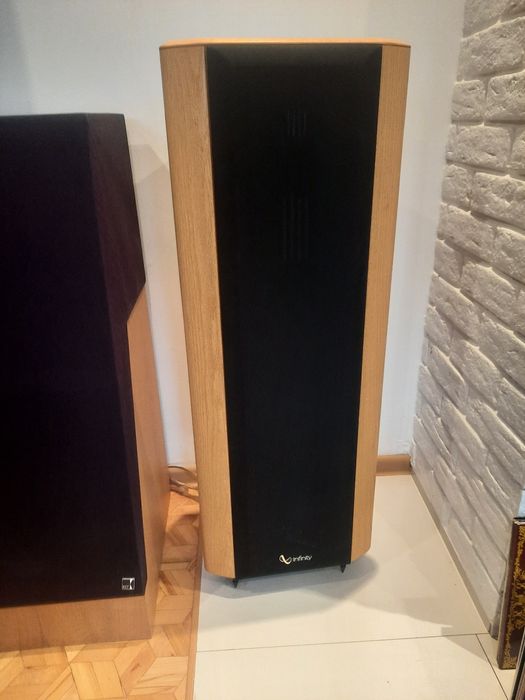 Infinity renaissance 80 kolumny